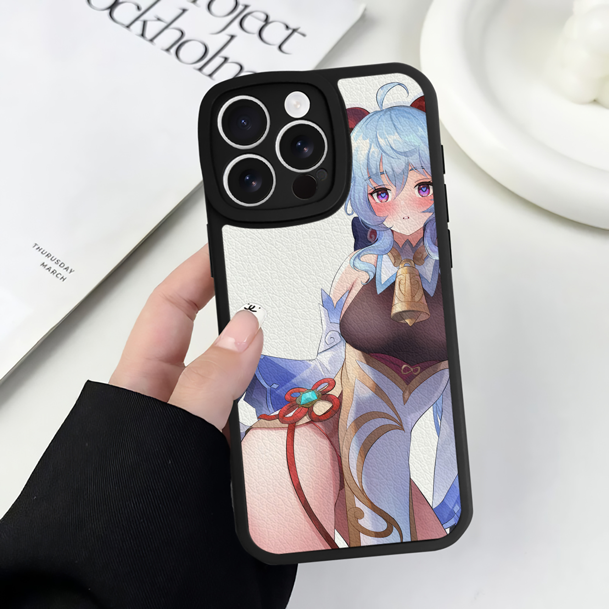 げんし神 genshin 【iPhone 16シリーズ対応】シリコンスマホケース（レザー調） 材質：シリコン